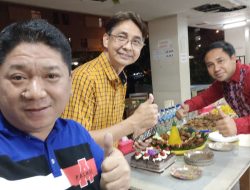 Sesama Asal Jawa Timur, Gus Din Hadiri HUT M. Aldo ke 55 di Tower Borneo Kalibata