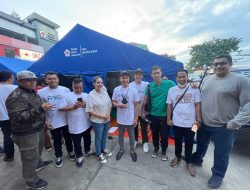 Relawan Erick Thohir Forum AKHLAK Indonesia Terjun Langsung Beri Bantuan Kepada Warga Plumpang